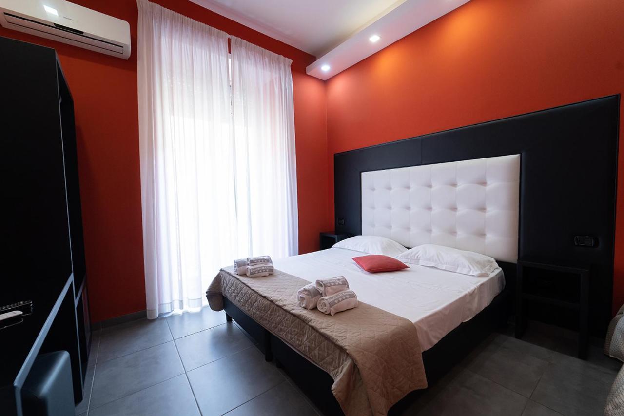 Royal House Napoli Centro, By Clapa Group Hotel Luaran gambar