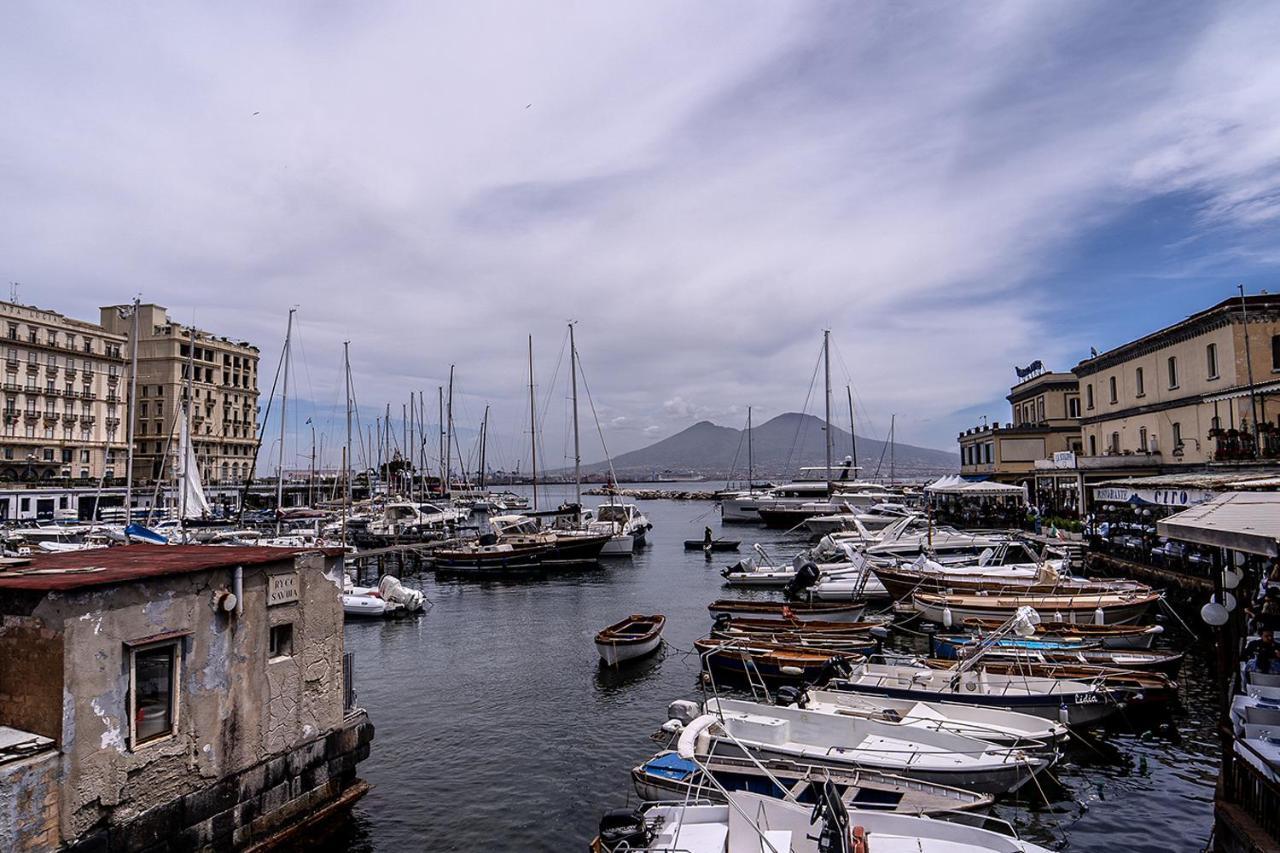 Royal House Napoli Centro, By Clapa Group Hotel Luaran gambar