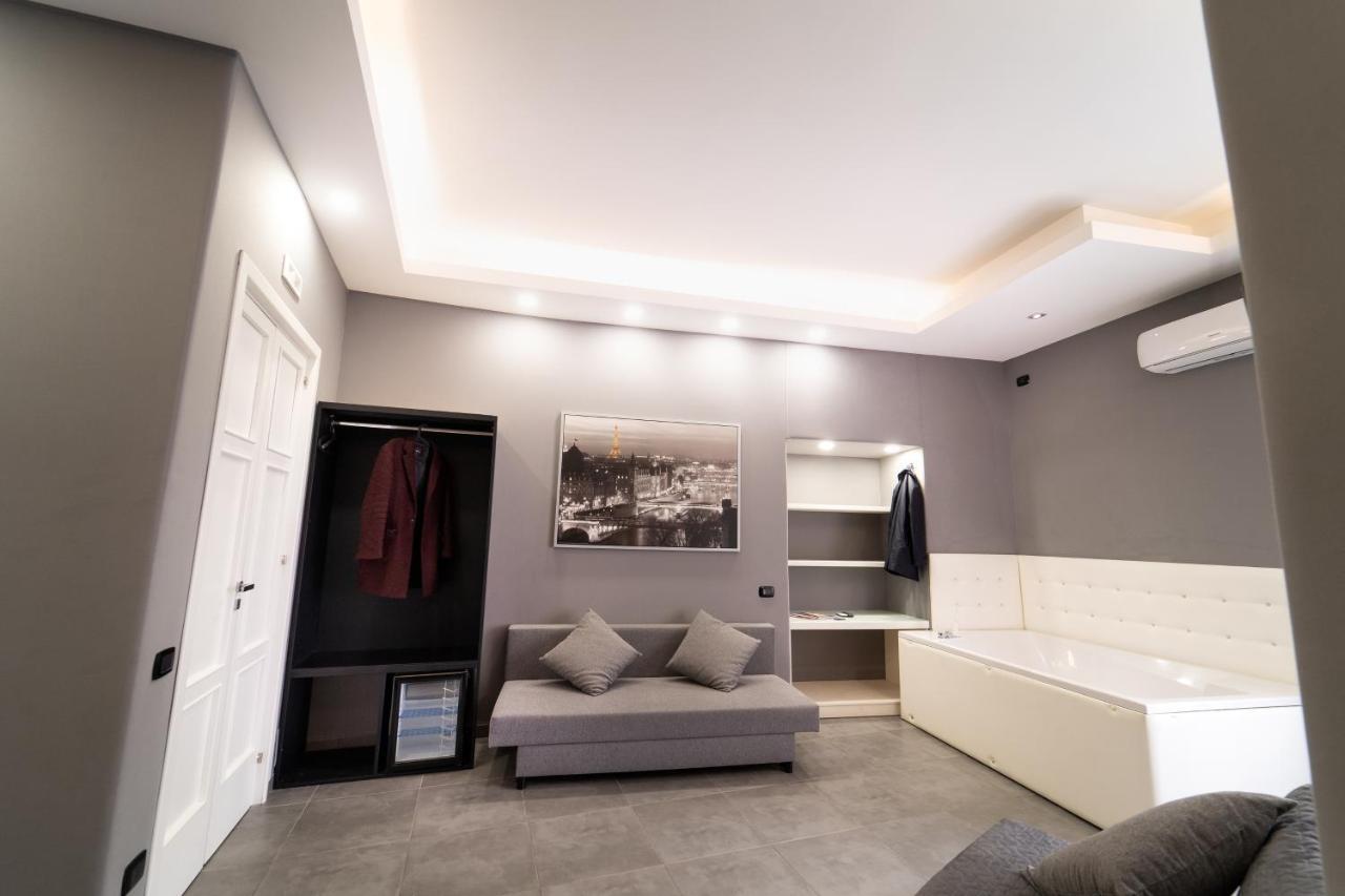 Royal House Napoli Centro, By Clapa Group Hotel Luaran gambar