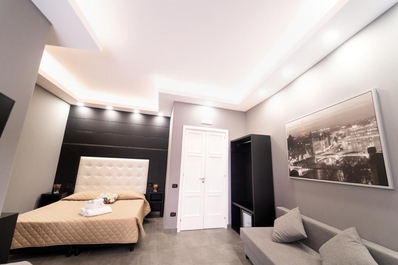 Royal House Napoli Centro, By Clapa Group Hotel Luaran gambar